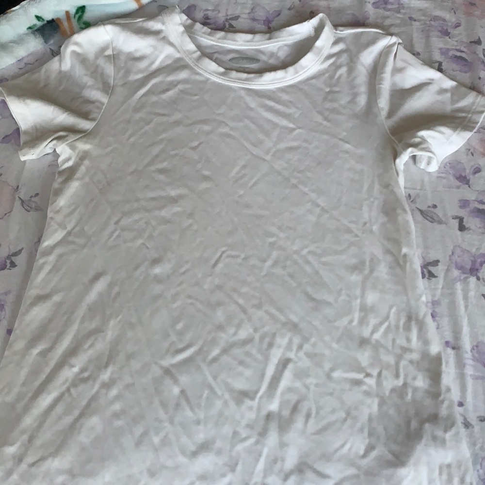 Old Navy XS slim fit white tshirt